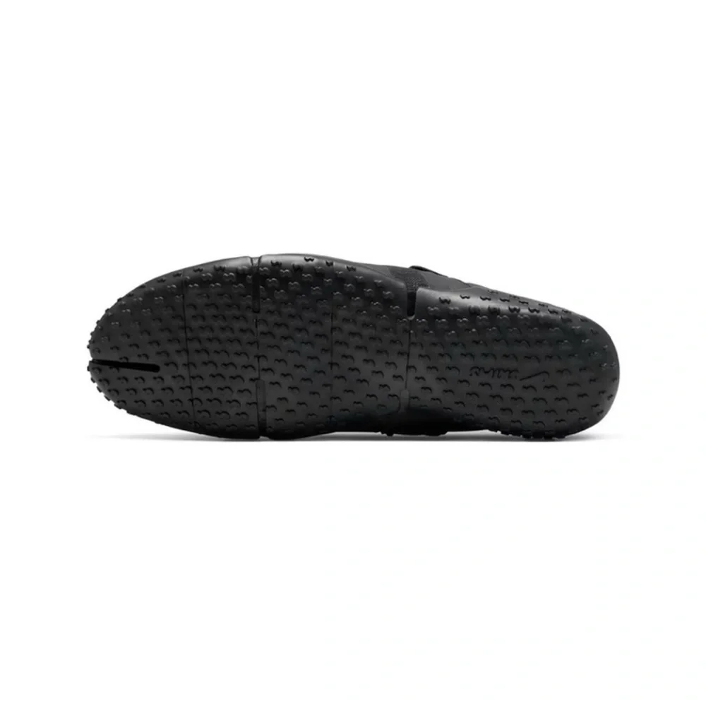 NikeSKIMS Footwear Mesh Rift Sneaker size 8 black - Picture 6 of 8